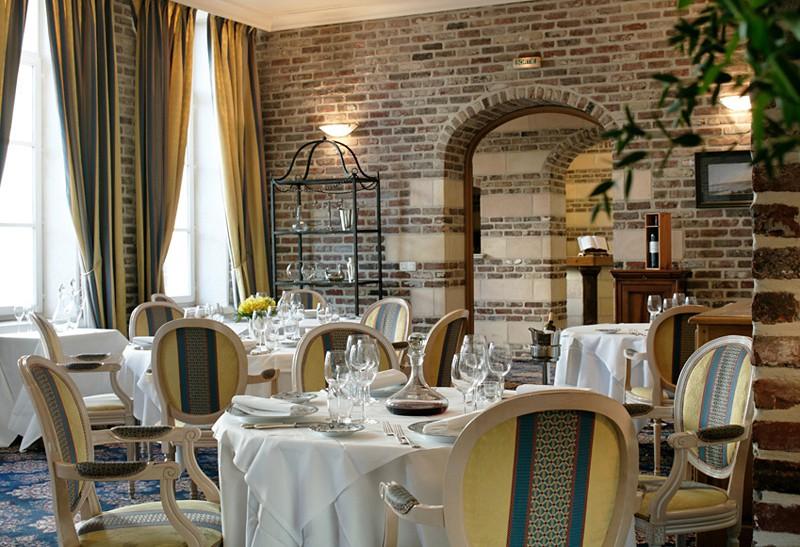 Hotel De L'Univers Arras Eksteriør billede